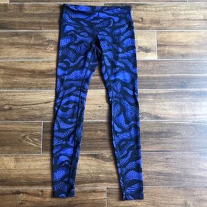 FULL LENGTH wonder under SIZE 6